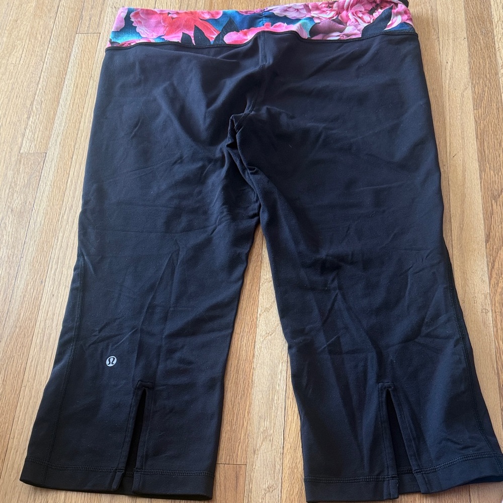 Lululemon Athletica Black Capris
Loc 3D
Bundle and save